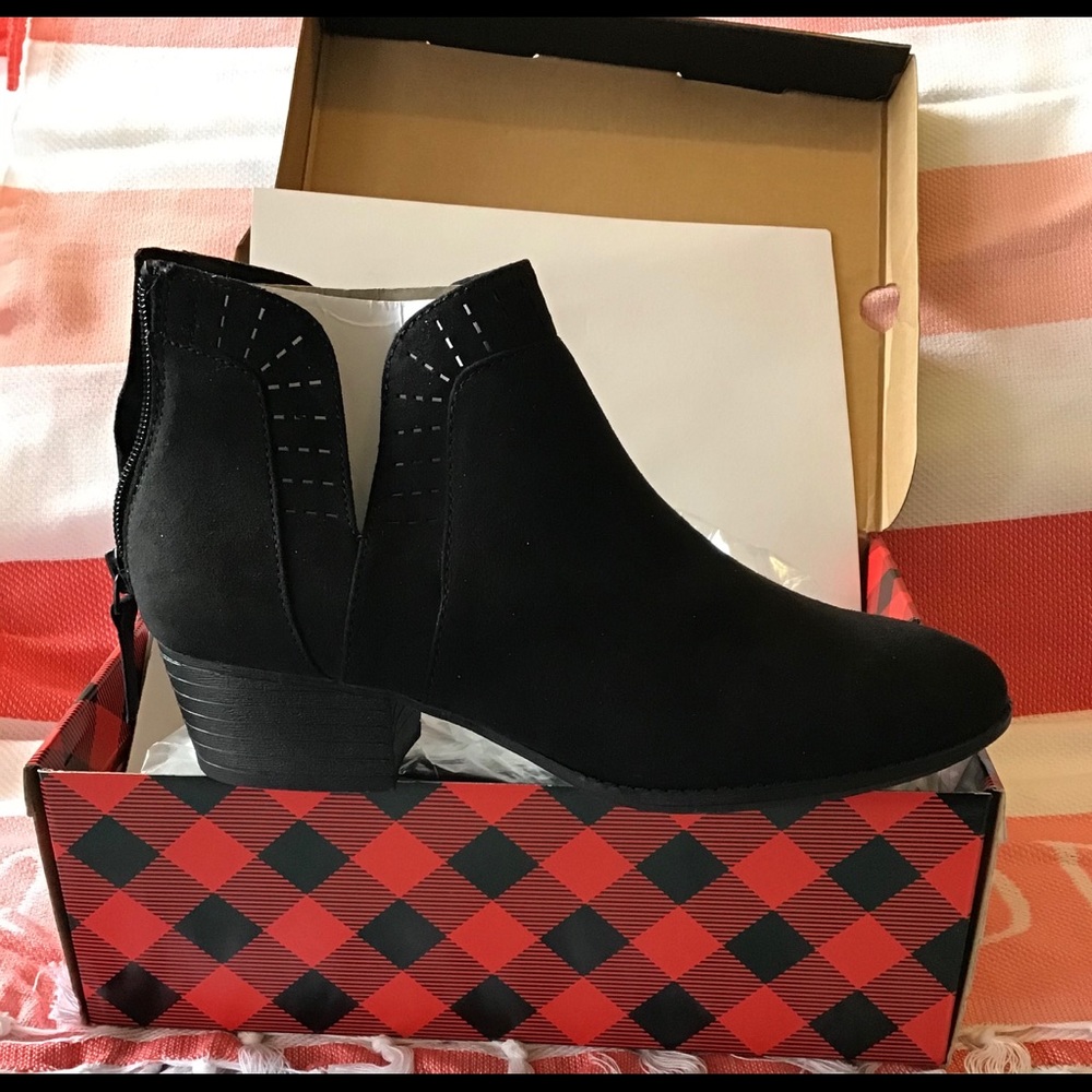 Arizona Wmns Julian Block Heel Booties 7